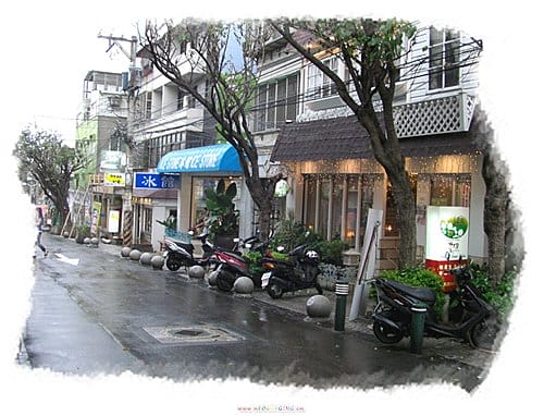 2010東海藝術街之雨中即景 2010東海藝術街之雨中即景