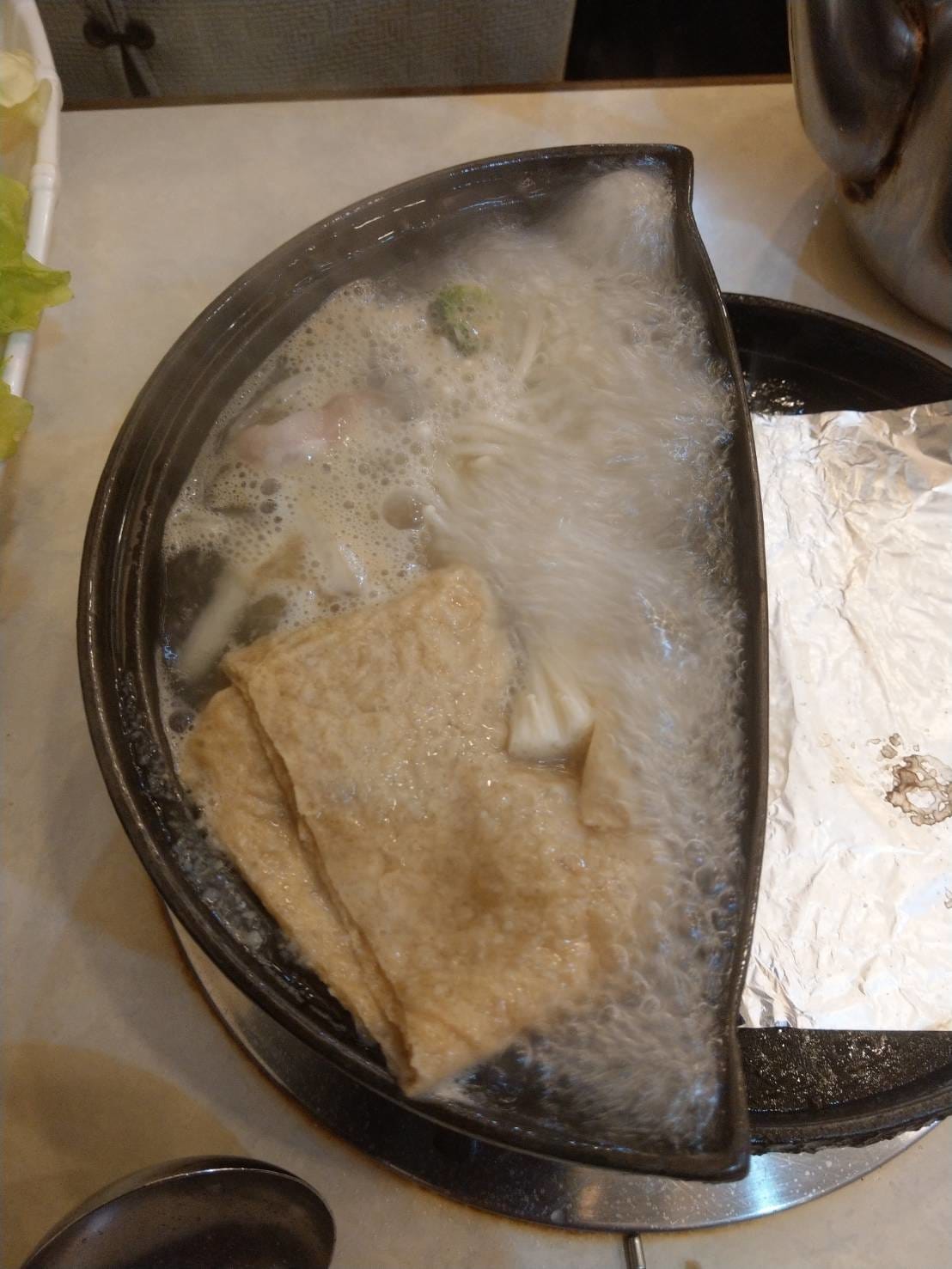 【食記】位於松義街上可以火烤兩吃的大丸靚鍋,湯頭好雞腿肉也很 【食記】位於松義街上可以火烤兩吃的大丸靚鍋,湯頭好雞腿肉也很