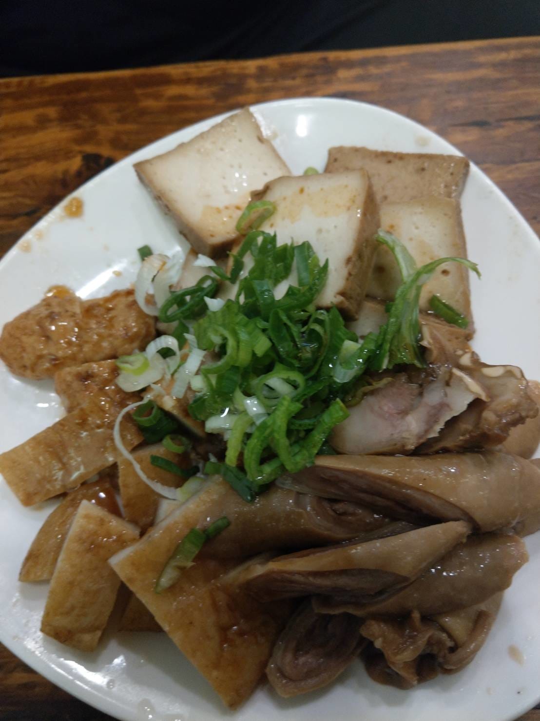 【食記】位於台中潭子的怒騾子麵店,有著超好吃的清燉筋肉麵和眷
