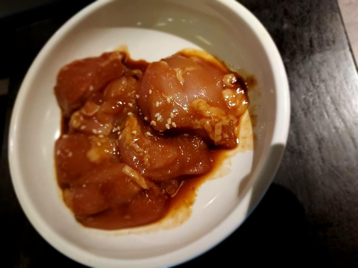 去骨雞腿肉.jpg 去骨雞腿肉.jpg