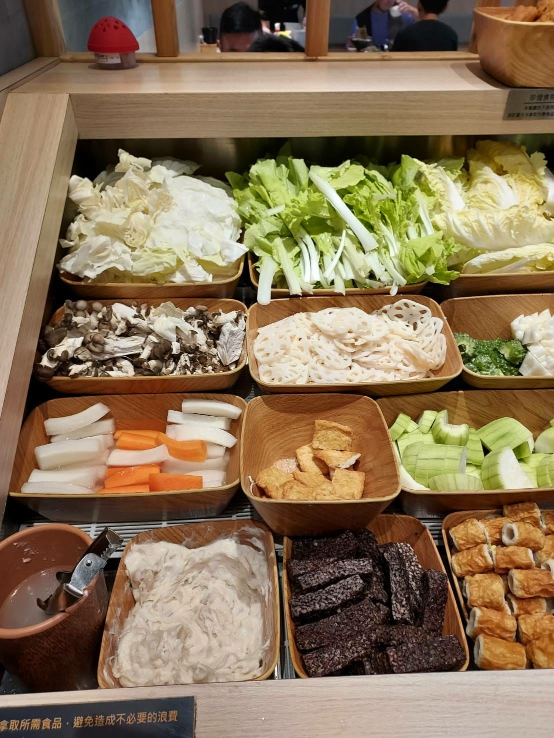自助蔬菜區01.jpg 自助蔬菜區01.jpg
