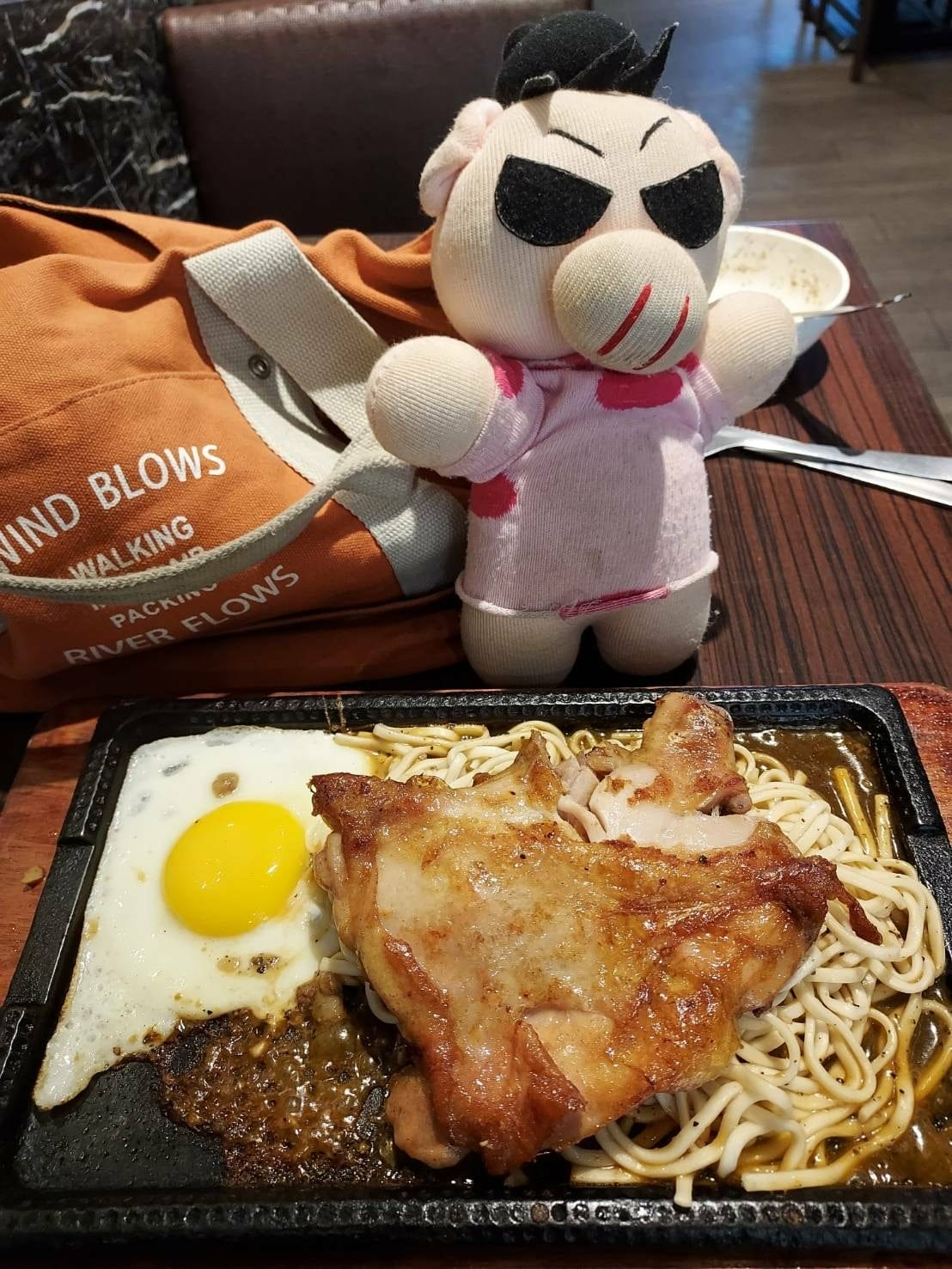迷迭香雞腿排.jpg