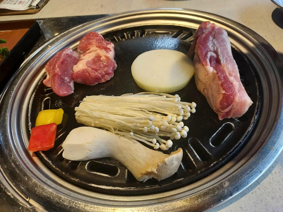 料韓男5.jpg 料韓男5.jpg