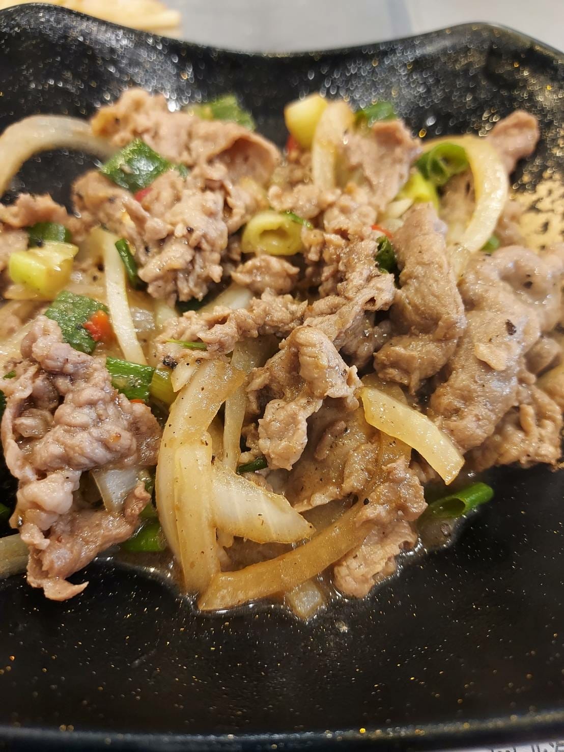 鐵板牛.jpg 鐵板牛.jpg