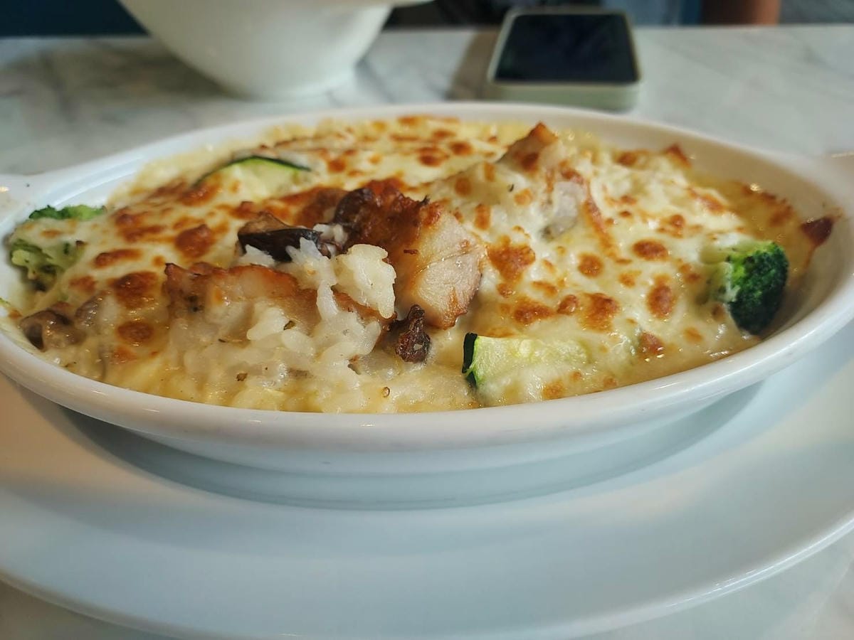 奶油蘑菇雞肉焗飯.jpg