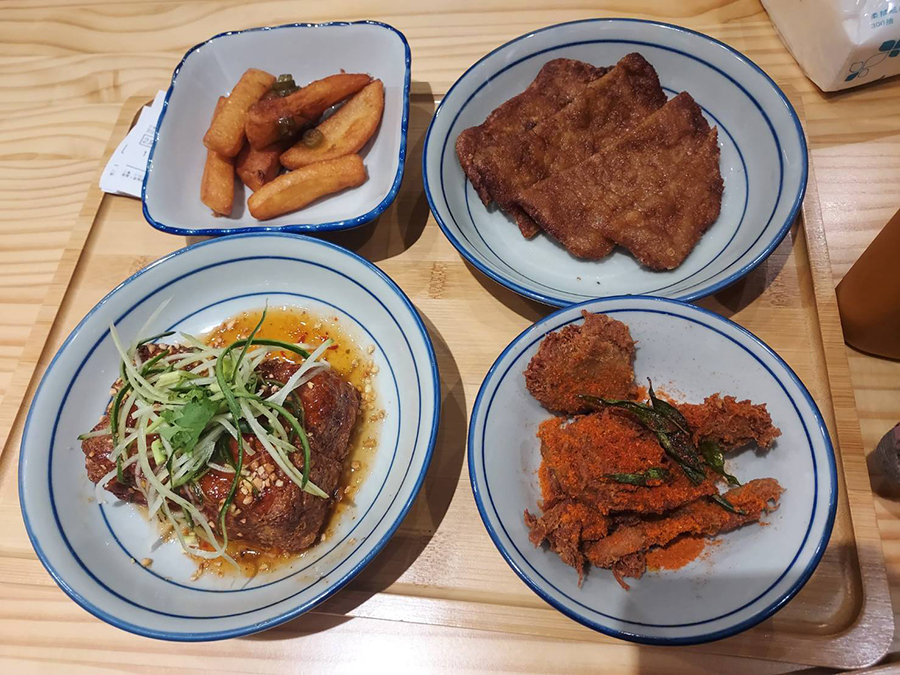 【食記】台中熱浪小島北屯店，南洋蔬食連鎖餐廳二訪，資深主管難得請客吃得好滿足！